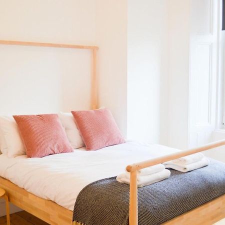 Modern 1 Bedroom Flat In The Heart Of EDI Exterior foto