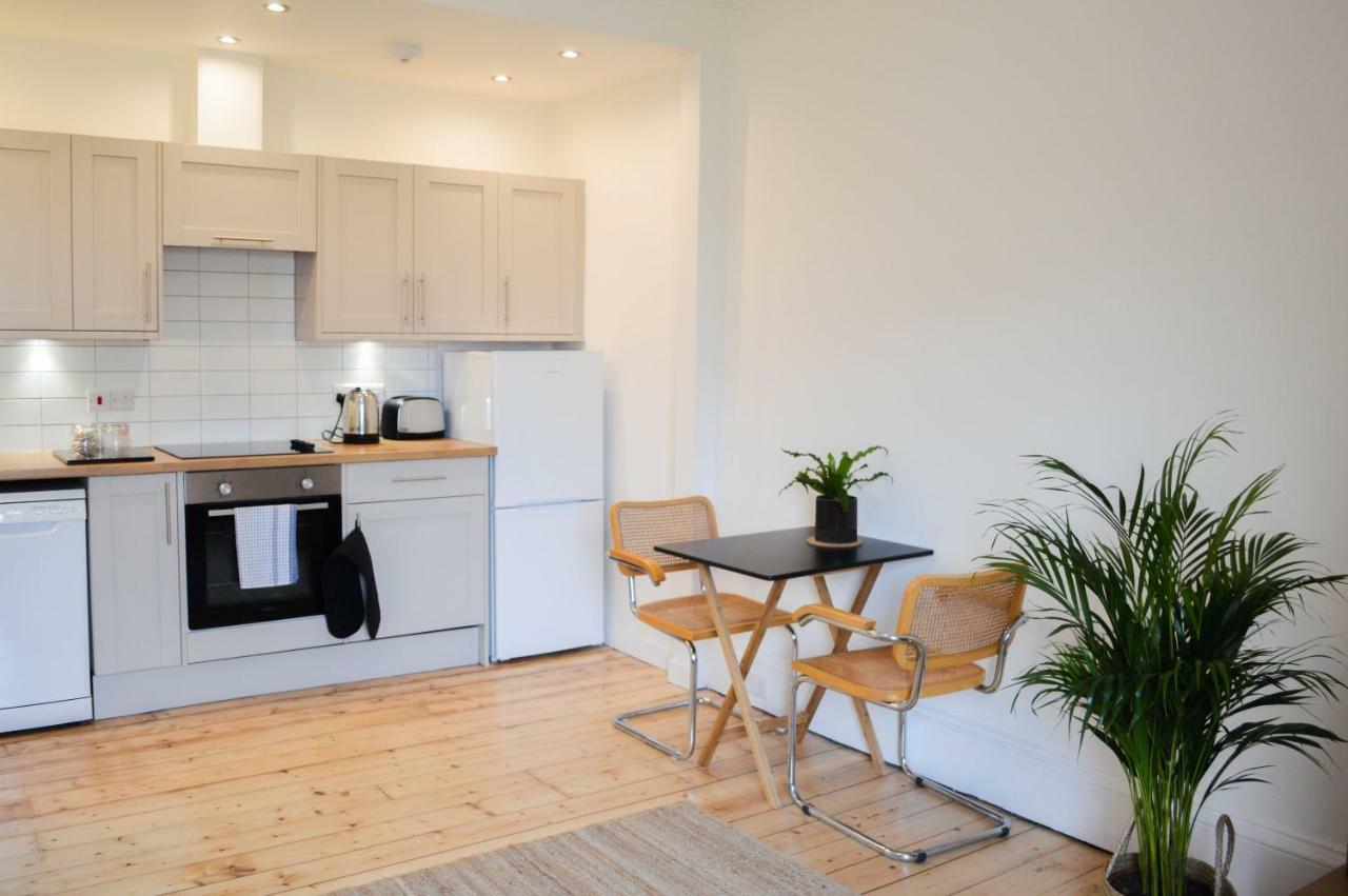Modern 1 Bedroom Flat In The Heart Of EDI Exterior foto